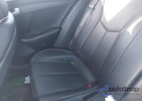 2013 Hyundai Veloster Turbo W/Black z USA, uszkodzony, nr VIN KMHTC6AE1DU174106